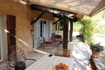 house 6 Rooms for sale on VILLECROZE (83690) Sale House Villecroze 6 Rooms 120 m²