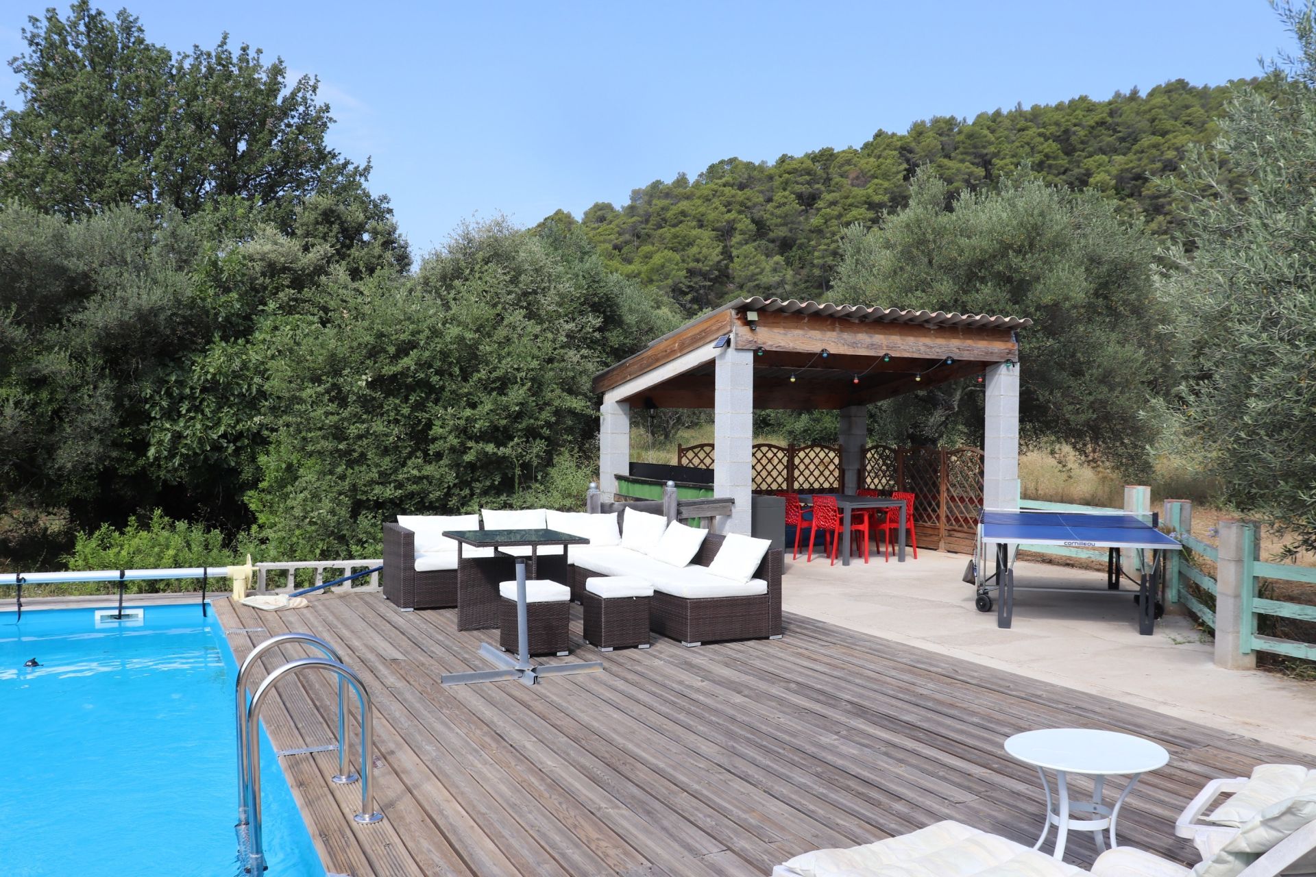 maison provençale 10 Pièces en vente sur SALERNES (83690)