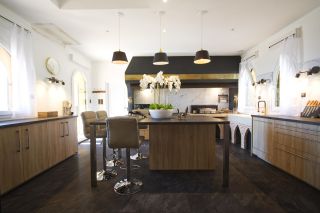 maison contemporaine 11 Pièces en vente sur BARGEMON (83830)