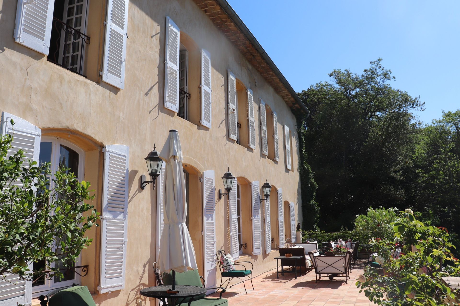 bastide 20 Rooms for sale on LORGUES (83510)