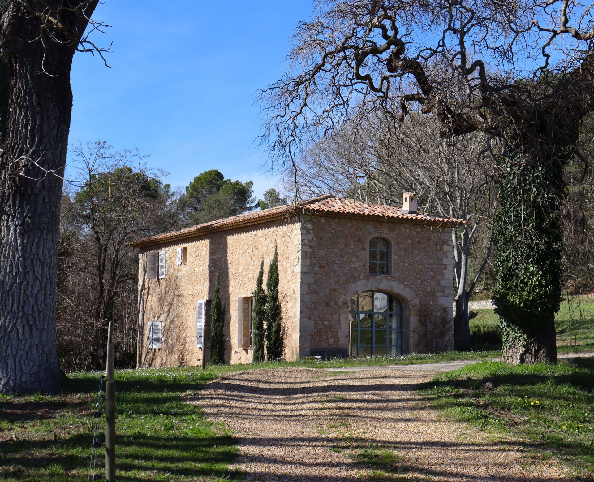 bastide 20 Rooms for sale on LORGUES (83510)