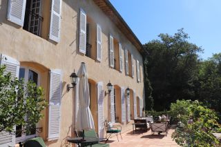 bastide 20 Rooms for sale on LORGUES (83510)