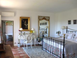 bastide 20 Rooms for sale on LORGUES (83510)