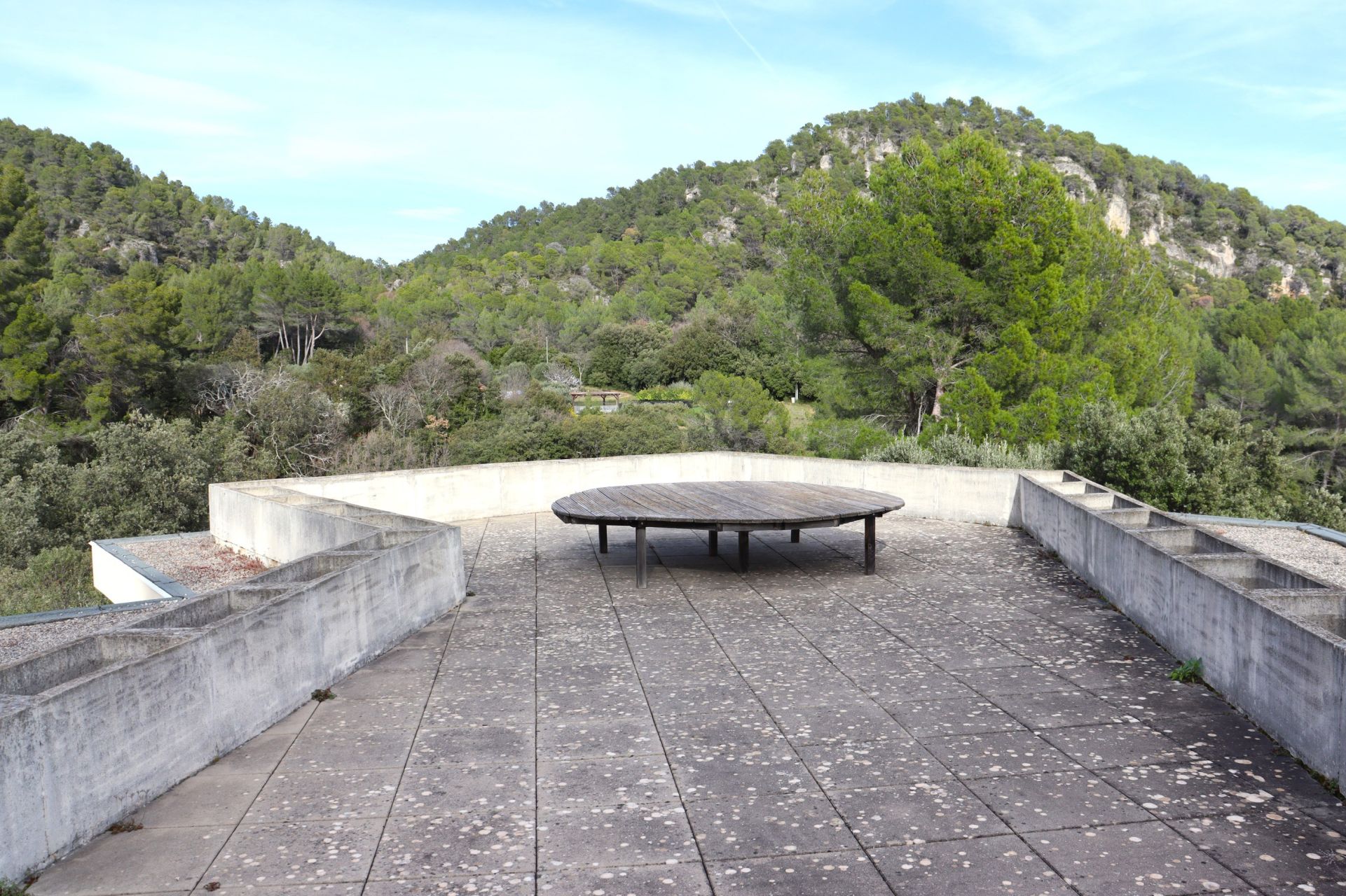 maison contemporaine 11 Pièces en vente sur SALERNES (83690)