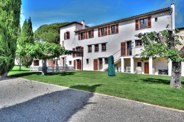 Sale Provencal house Aups 11 Rooms 286 m²