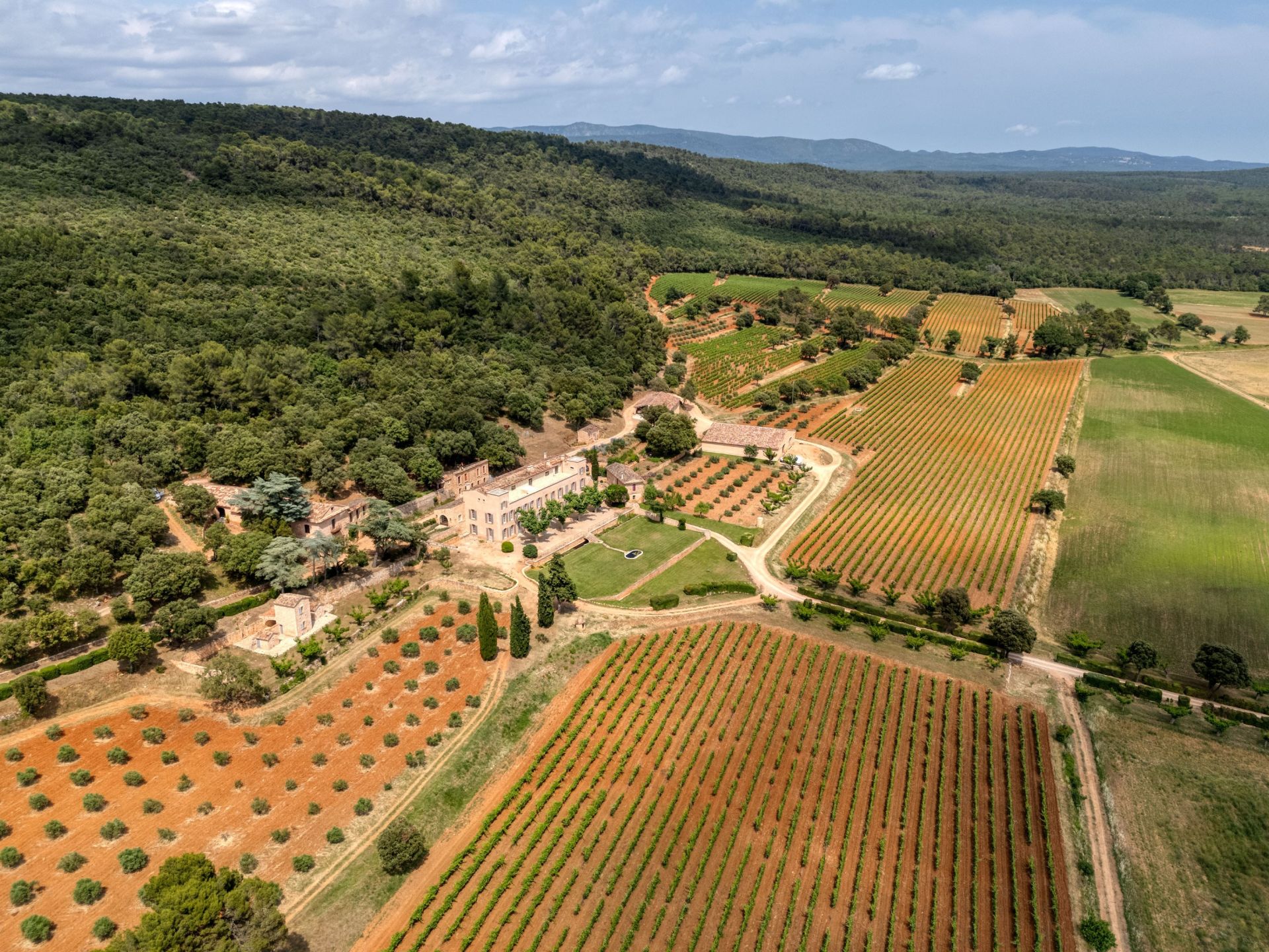 château 30 Pièces en vente sur FOX AMPHOUX (83670)