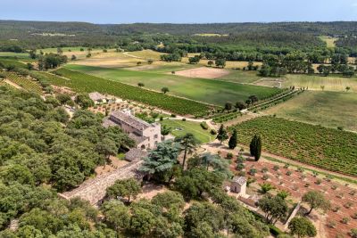 château 30 Pièces en vente sur FOX AMPHOUX (83670) Vente Château Fox-Amphoux 30 Pièces 1200 m²