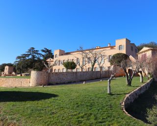 château 30 Pièces en vente sur FOX AMPHOUX (83670)