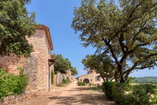 château 30 Pièces en vente sur FOX AMPHOUX (83670)