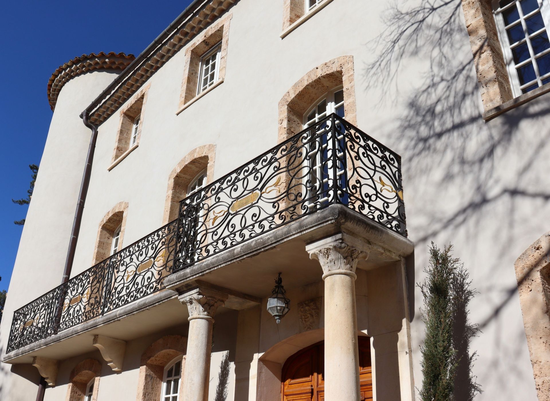 château 15 Pièces en vente sur LORGUES (83510)