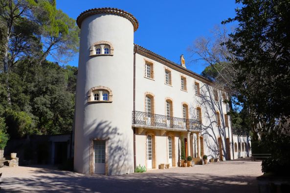 Sale Castle Lorgues 15&nbsp;Rooms 900&nbsp;m²