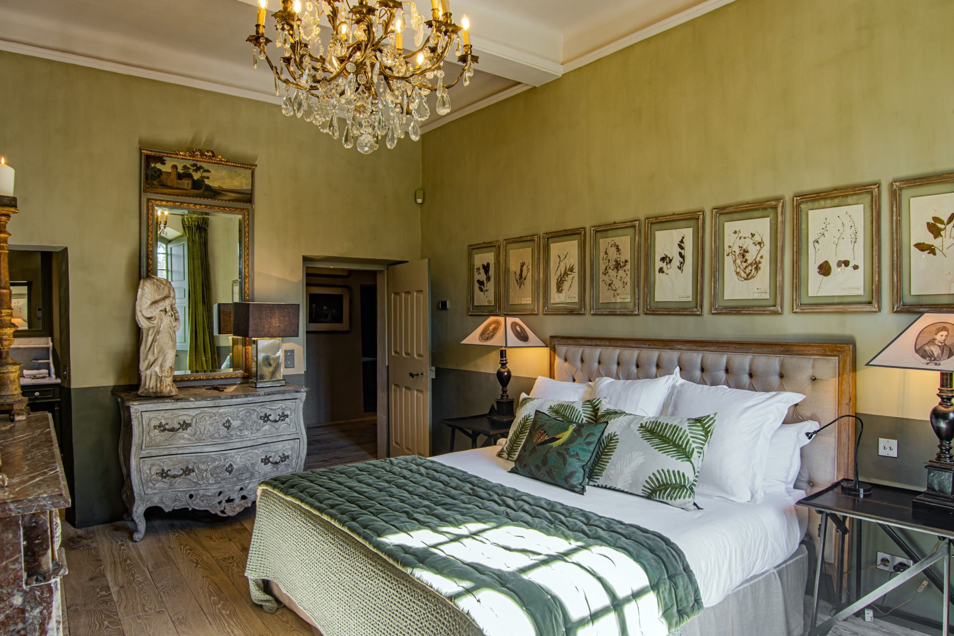 bastide 15 Rooms for sale on FOX AMPHOUX (83670)