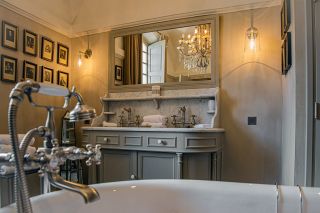 bastide 15 Rooms for sale on FOX AMPHOUX (83670)