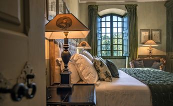 bastide 15 Rooms for sale on FOX AMPHOUX (83670)