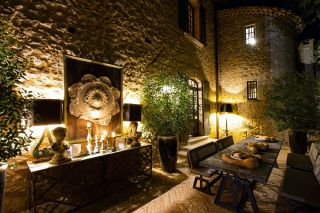 bastide 15 Rooms for sale on FOX AMPHOUX (83670)