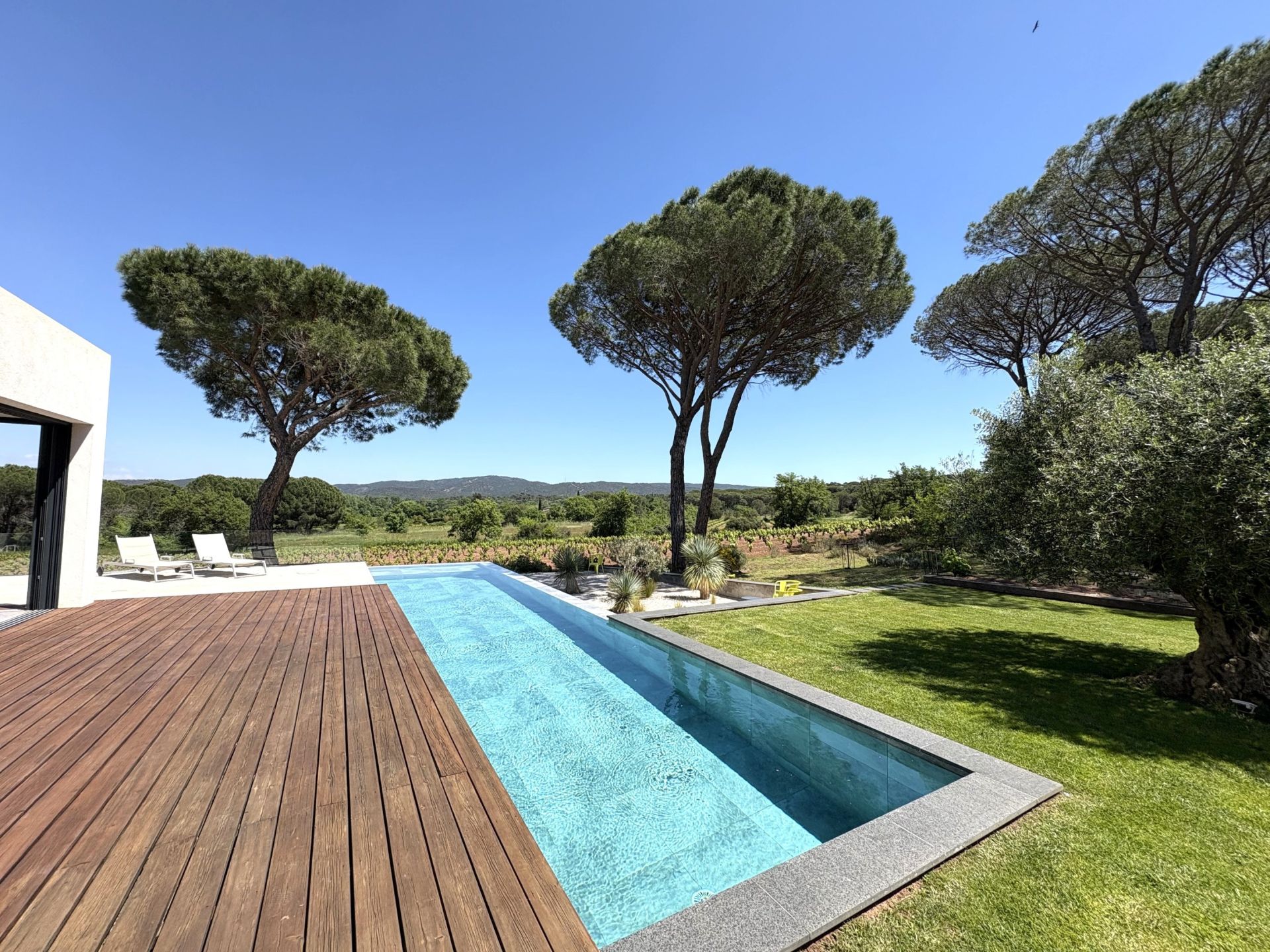 maison contemporaine 7 Pièces en vente sur VIDAUBAN (83550)