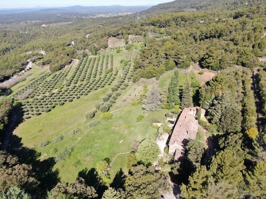 bastide 14 Pièces en vente sur TOURTOUR (83690)