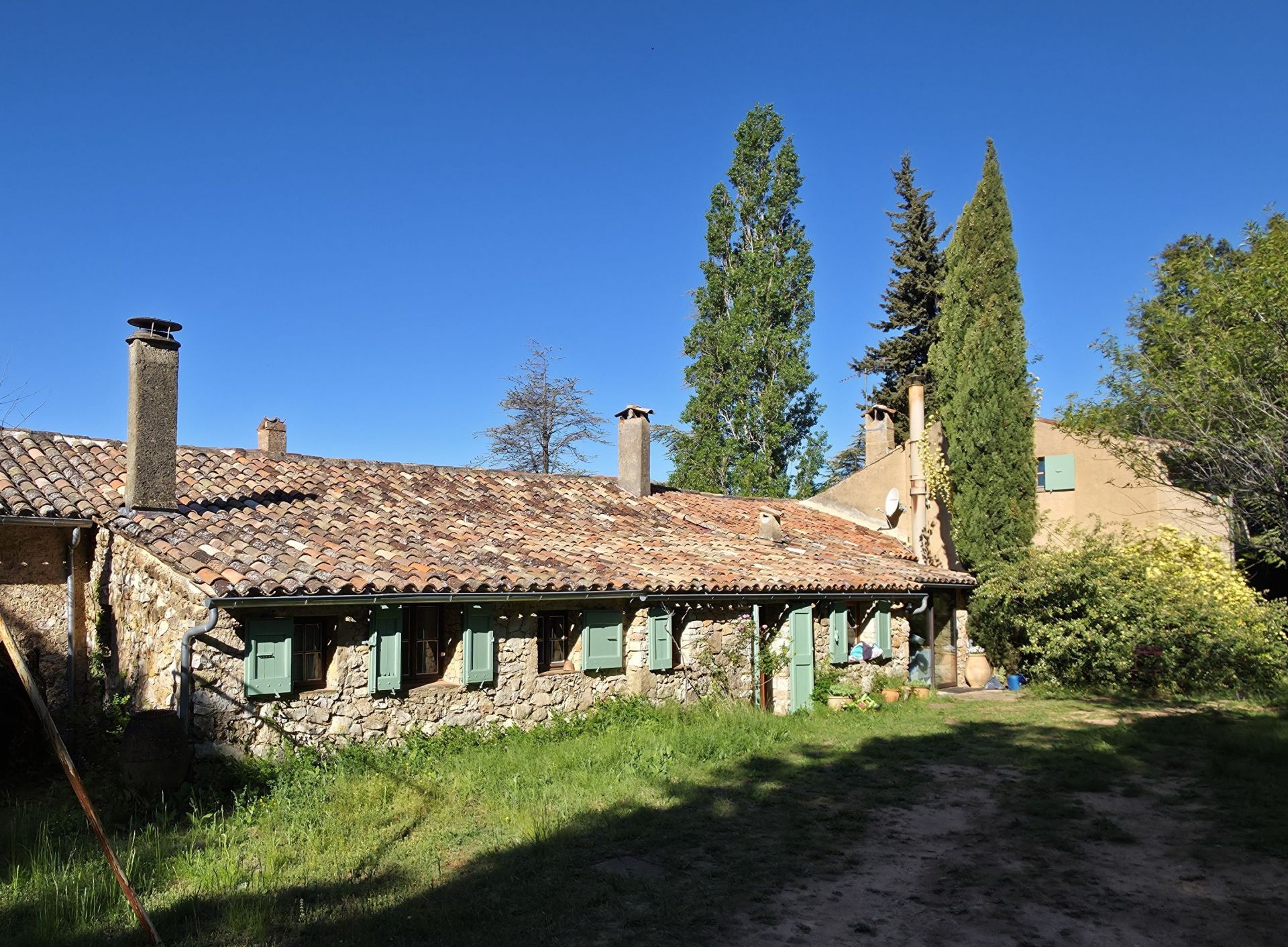 bastide 14 Rooms for sale on TOURTOUR (83690)