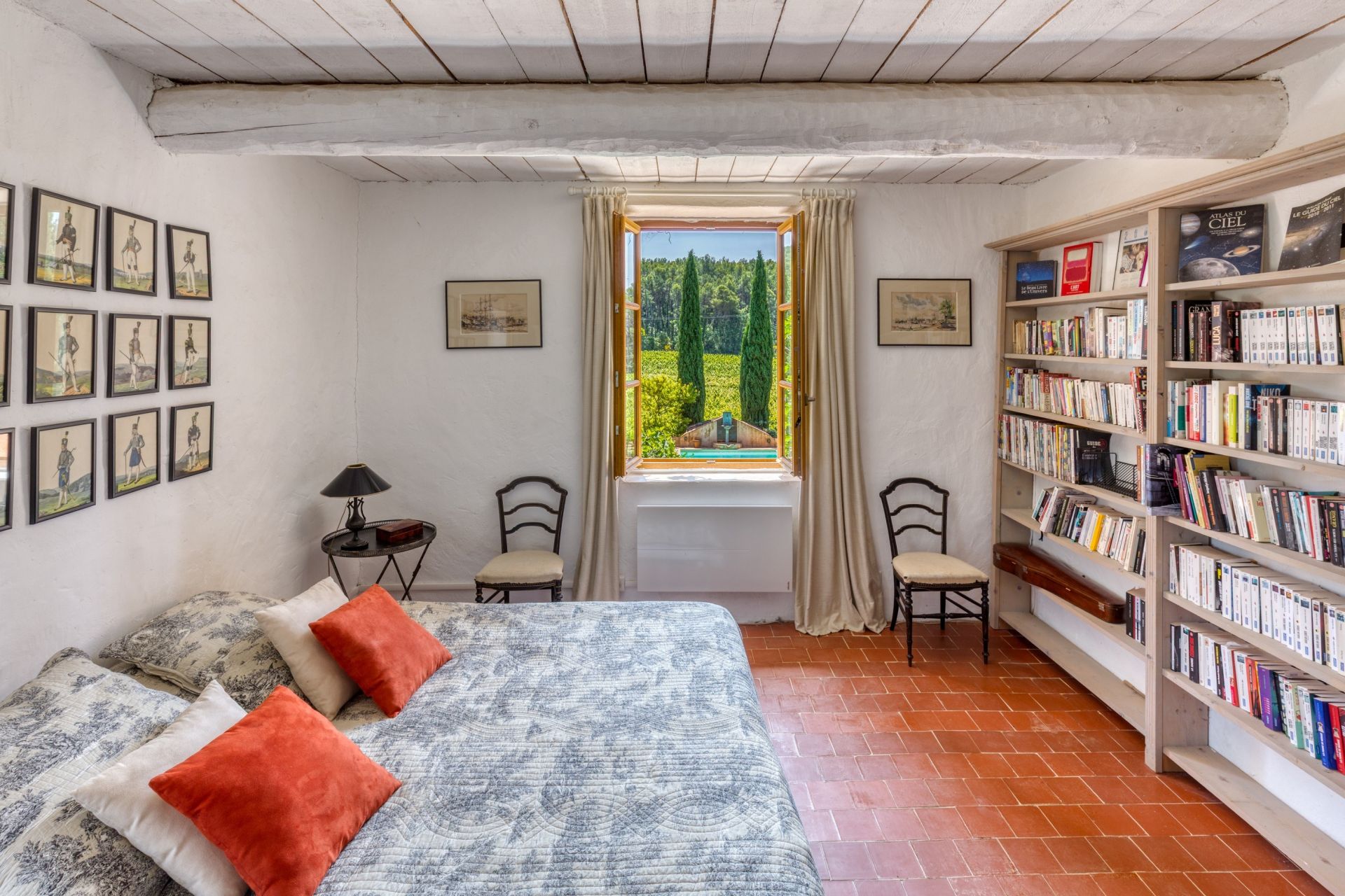 wine estate 8 Rooms for sale on VILLECROZE (83690)