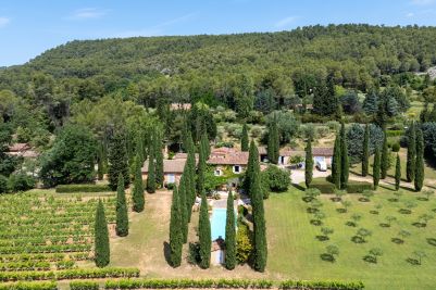 Sale Wine estate Villecroze 8&nbsp;Rooms 235&nbsp;m²