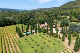 wine estate 8 Rooms for sale on VILLECROZE (83690)
