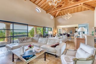 villa 6 Rooms for sale on AUPS (83630)