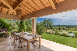 villa 6 Rooms for sale on AUPS (83630)