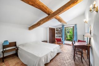 bastide 11 Rooms for sale on ENTRECASTEAUX (83570)