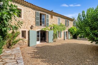 bastide 11 Rooms for sale on ENTRECASTEAUX (83570)
