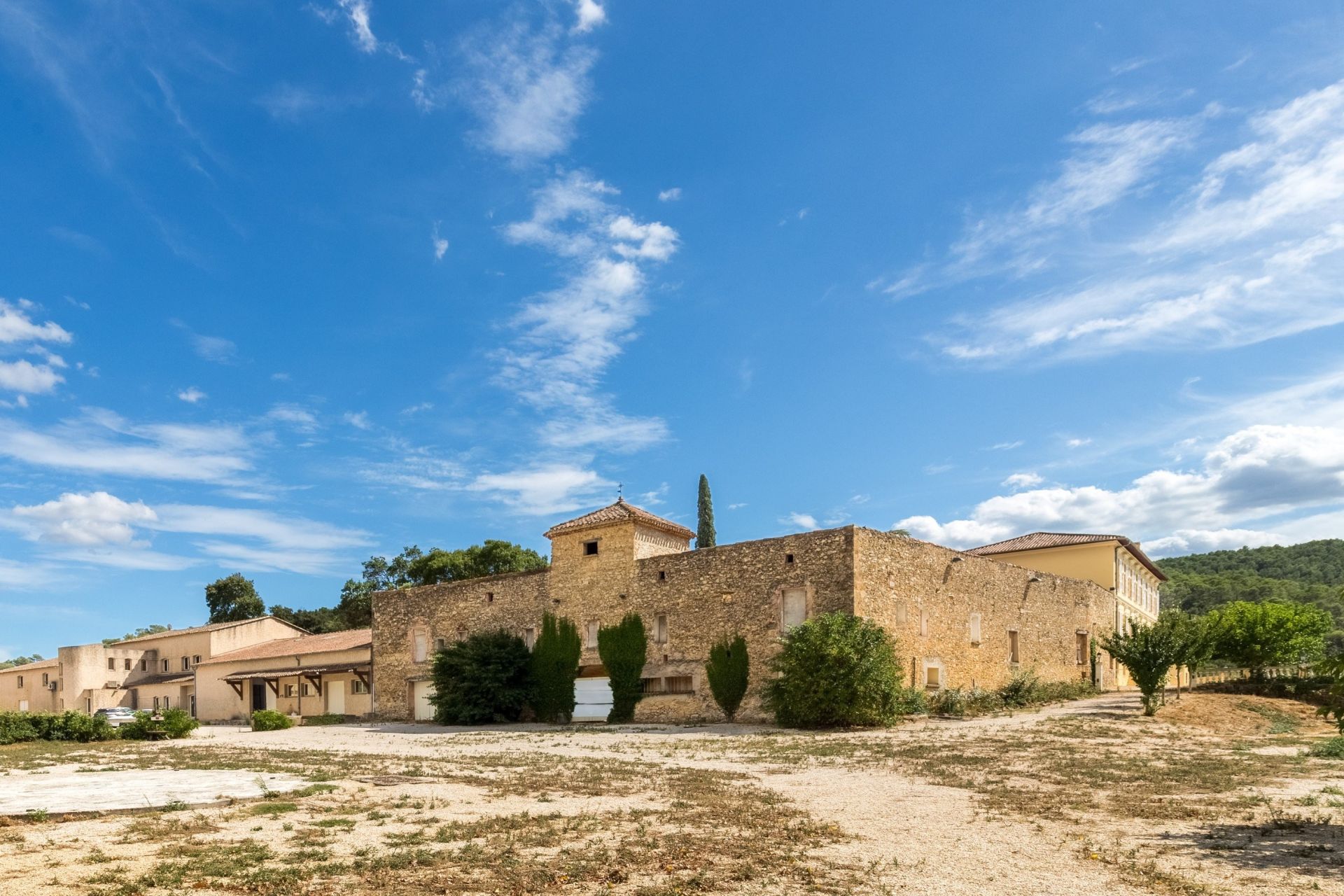 château 10 Pièces en vente sur CABASSE (83340)