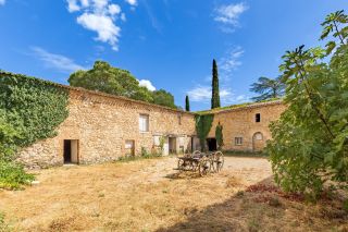 château 10 Pièces en vente sur CABASSE (83340)