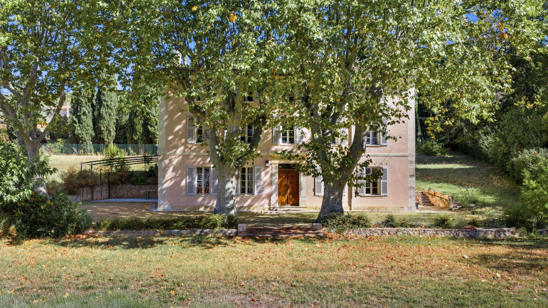 bastide 14 Pièces en vente sur AUPS (83630)