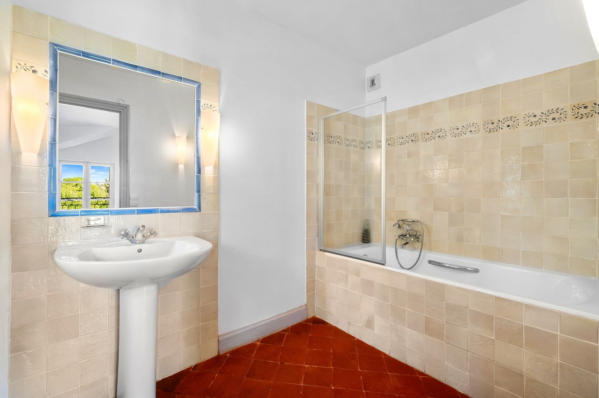 bastide 14 Rooms for sale on AUPS (83630)