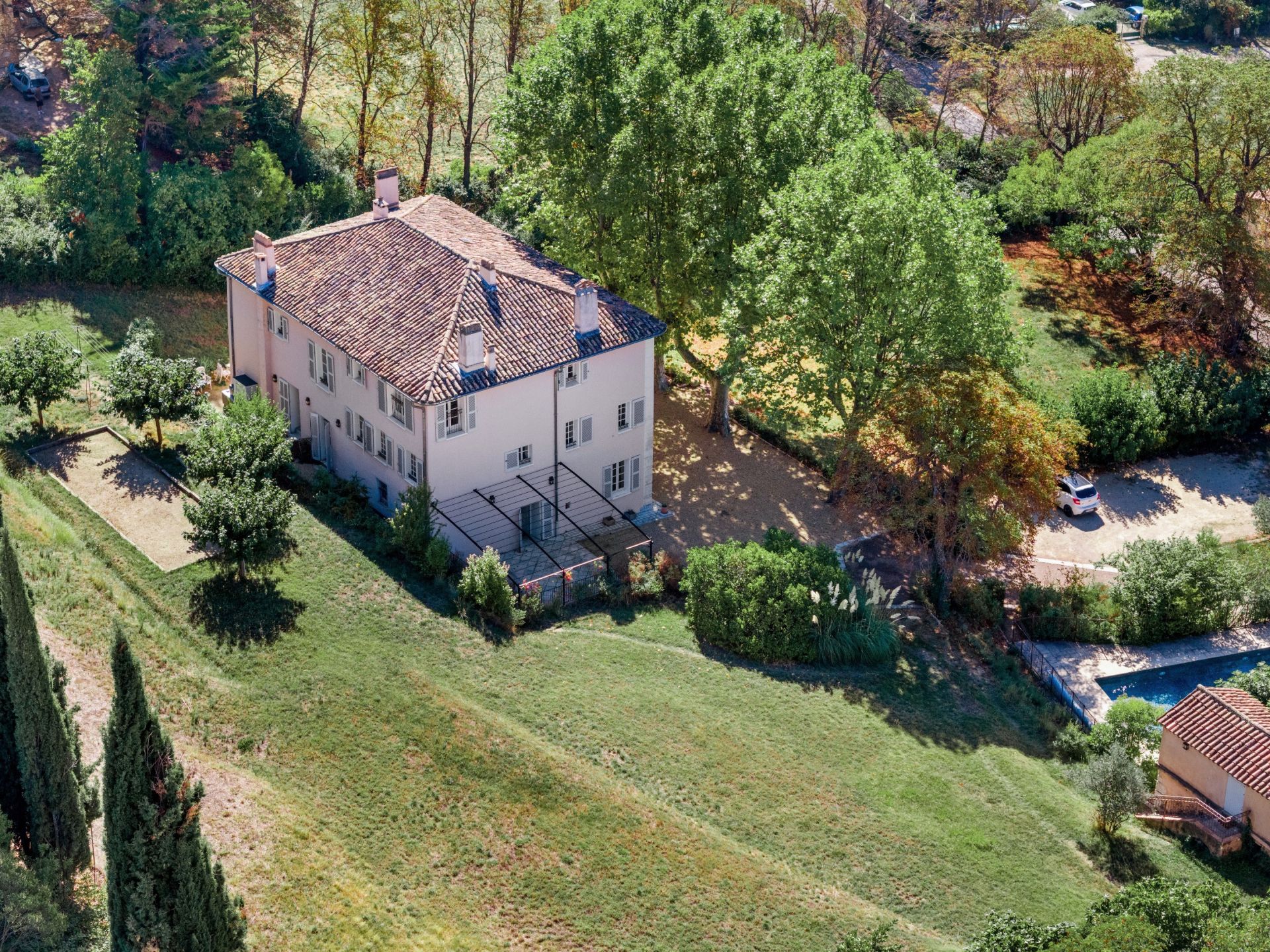 bastide 14 Rooms for sale on AUPS (83630)
