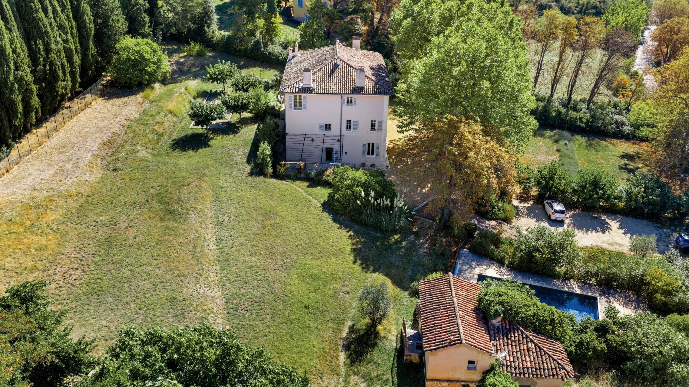 bastide 14 Rooms for sale on AUPS (83630)