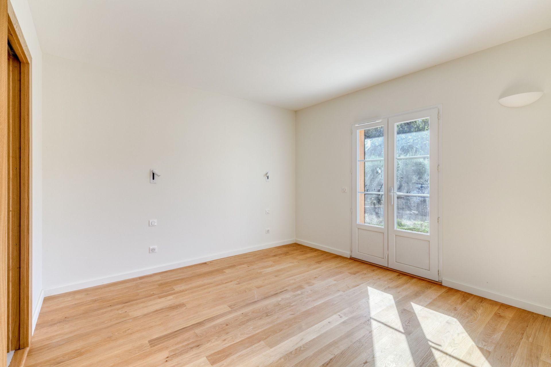 provencal house 4 Rooms for sale on SALERNES (83690)