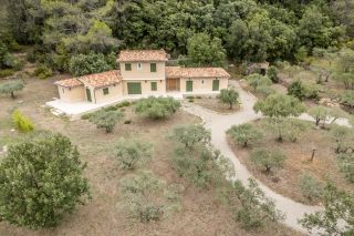 provencal house 4 Rooms for sale on SALERNES (83690)
