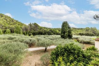 property 10 Rooms for sale on SALERNES (83690)
