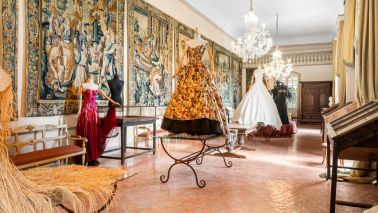 château 100 Pièces en vente sur LA VERDIERE (83560)