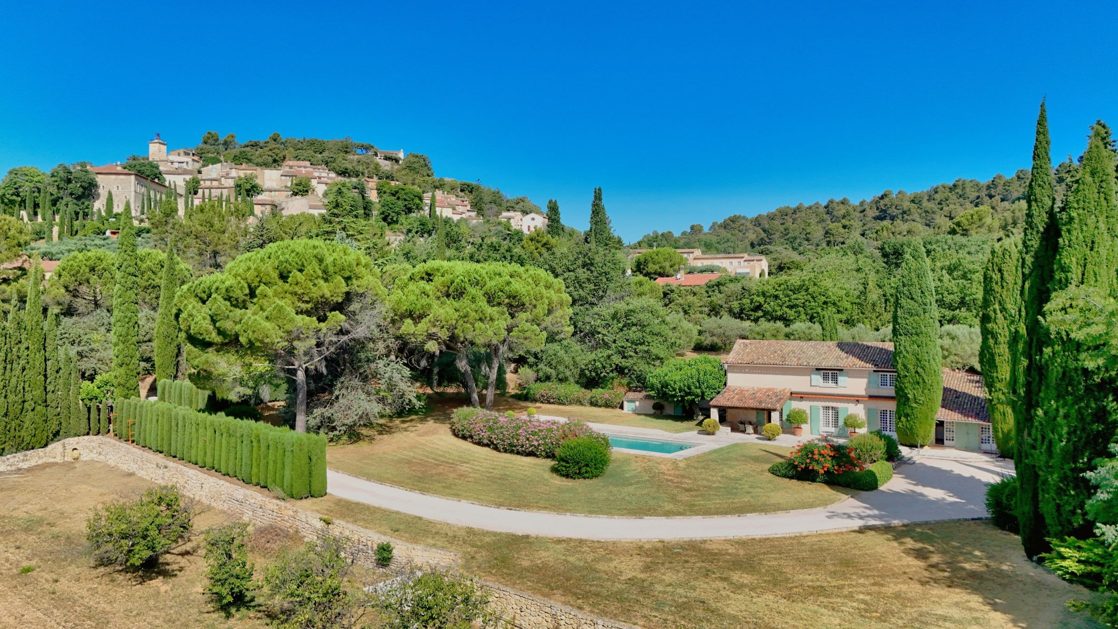 bastide 11 Rooms for sale on MOISSAC BELLEVUE (83630)