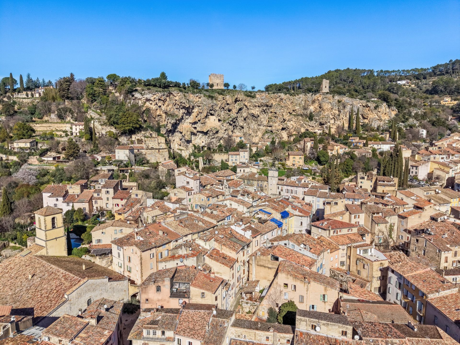 provencal house 9 Rooms for sale on COTIGNAC (83570)