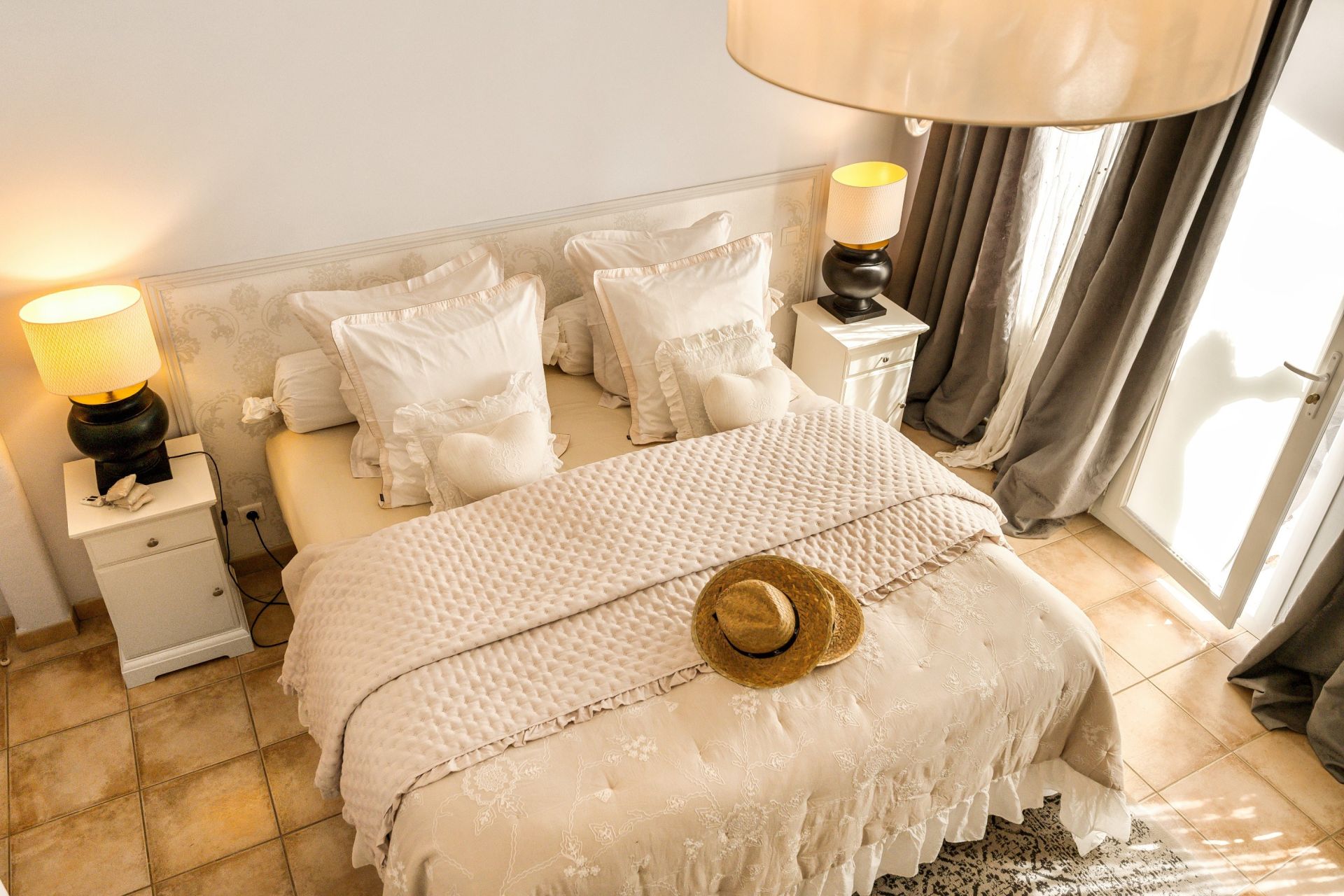 maison provençale 13 Pièces en vente sur COTIGNAC (83570)