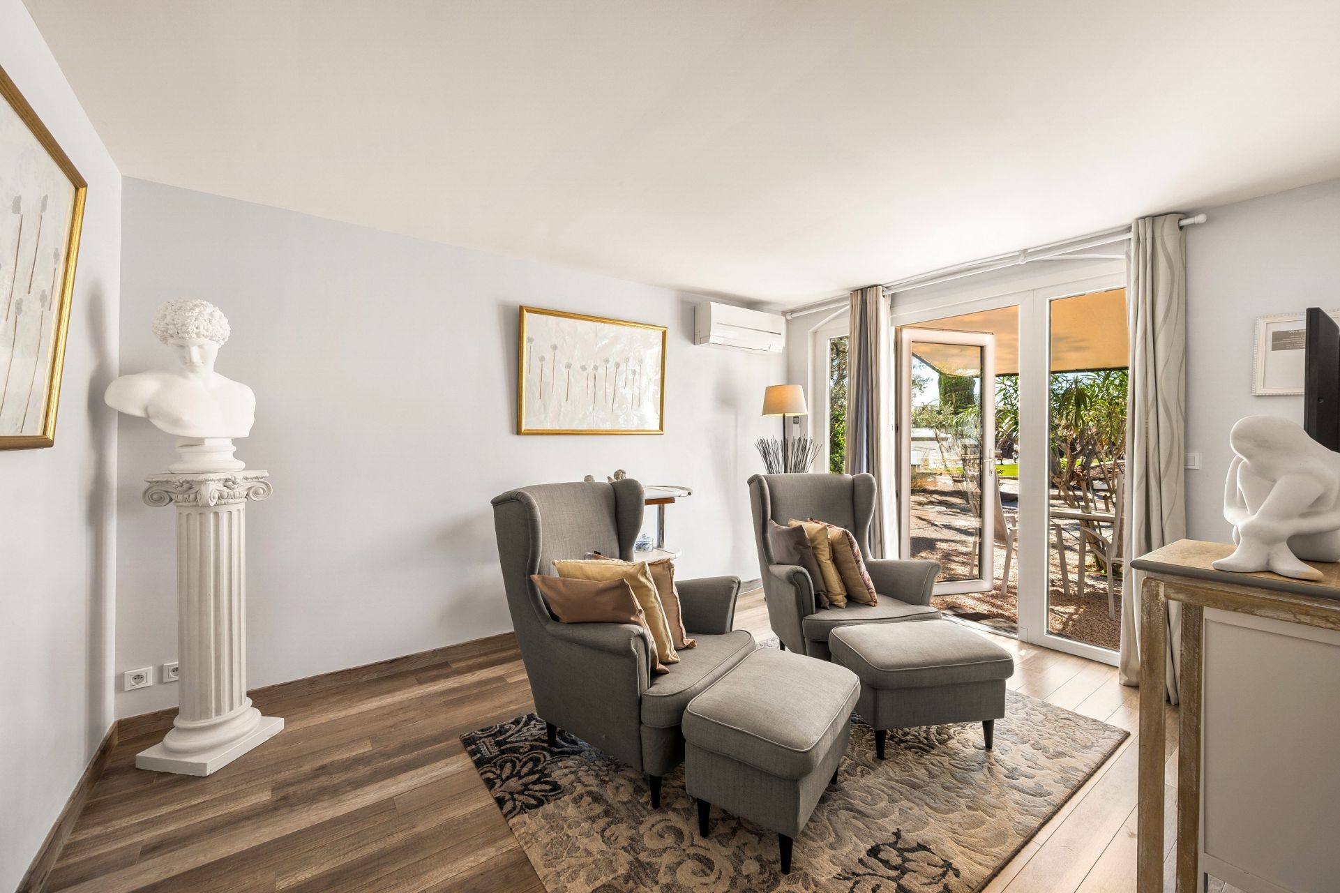 maison provençale 13 Pièces en vente sur COTIGNAC (83570)