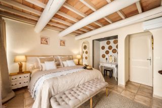 maison provençale 13 Pièces en vente sur COTIGNAC (83570)