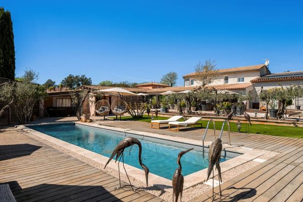 Sale Provencal house Cotignac 13&nbsp;Rooms 362&nbsp;m²