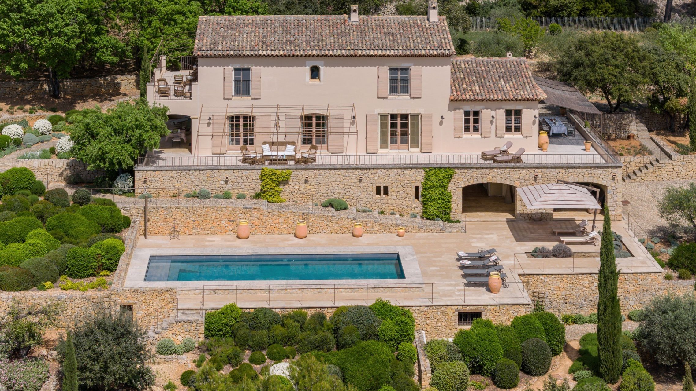 bastide 6 Pièces en vente sur ENTRECASTEAUX (83570)
