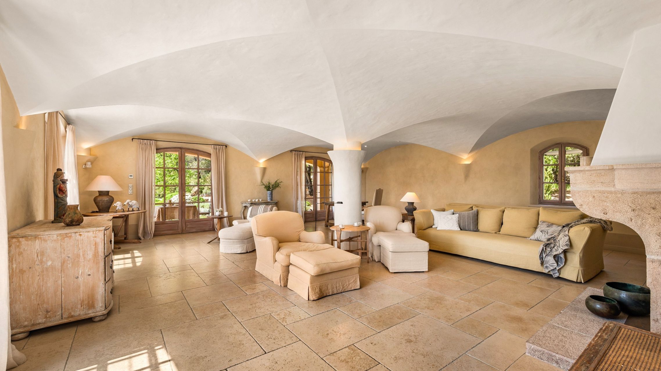 bastide 6 Pièces en vente sur COTIGNAC (83570)