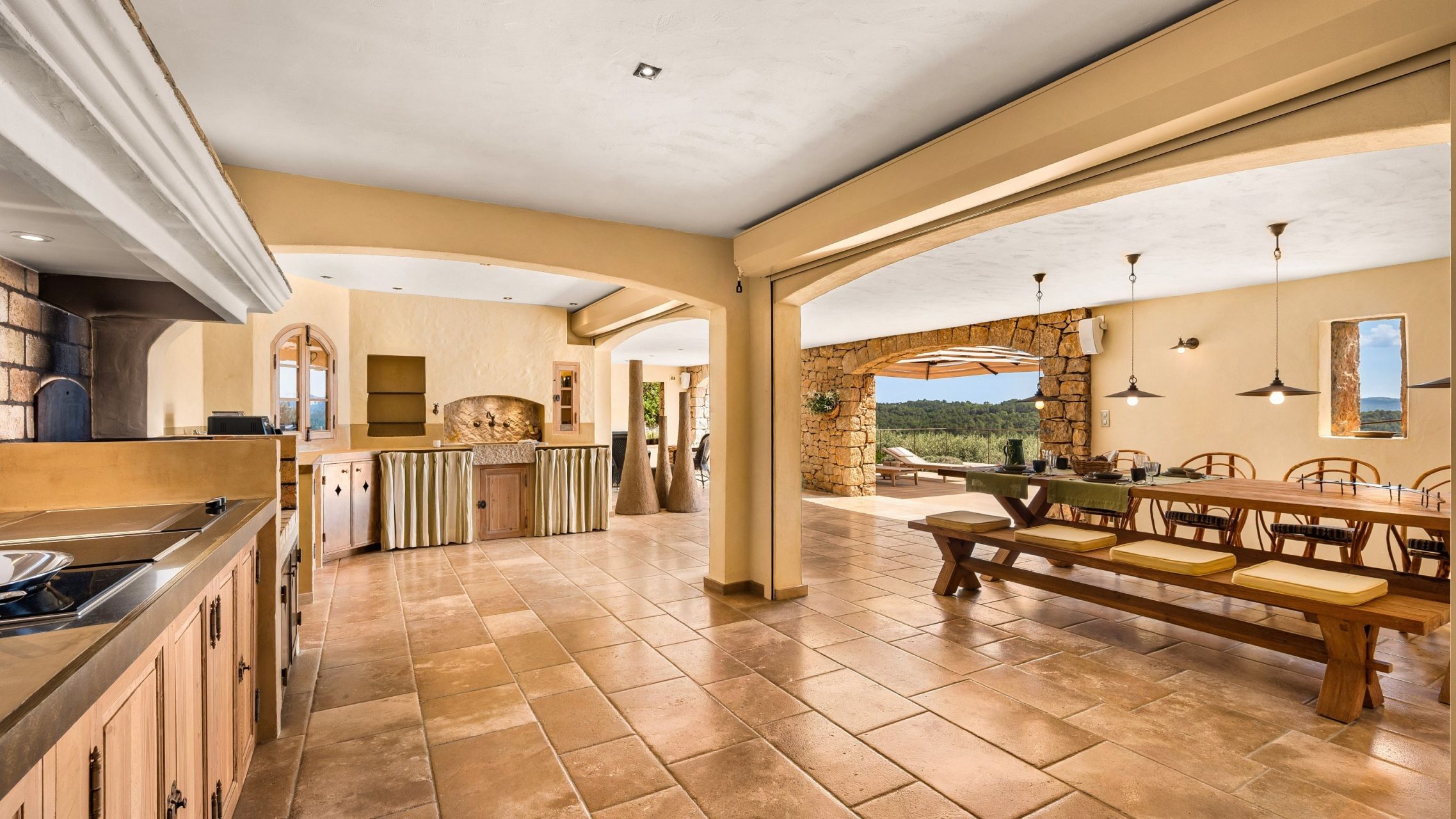 bastide 6 Pièces en vente sur ENTRECASTEAUX (83570)