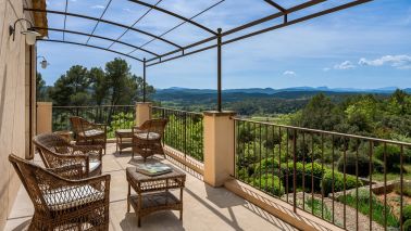 bastide 6 Pièces en vente sur COTIGNAC (83570)