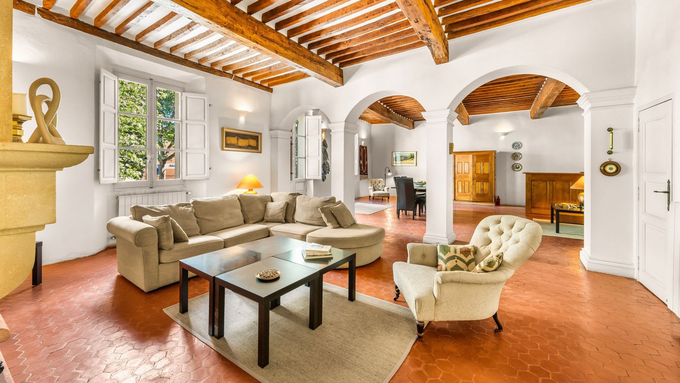 maison provençale 10 Pièces en vente sur VARAGES (83670)